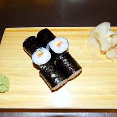 Sake Avocado Maki